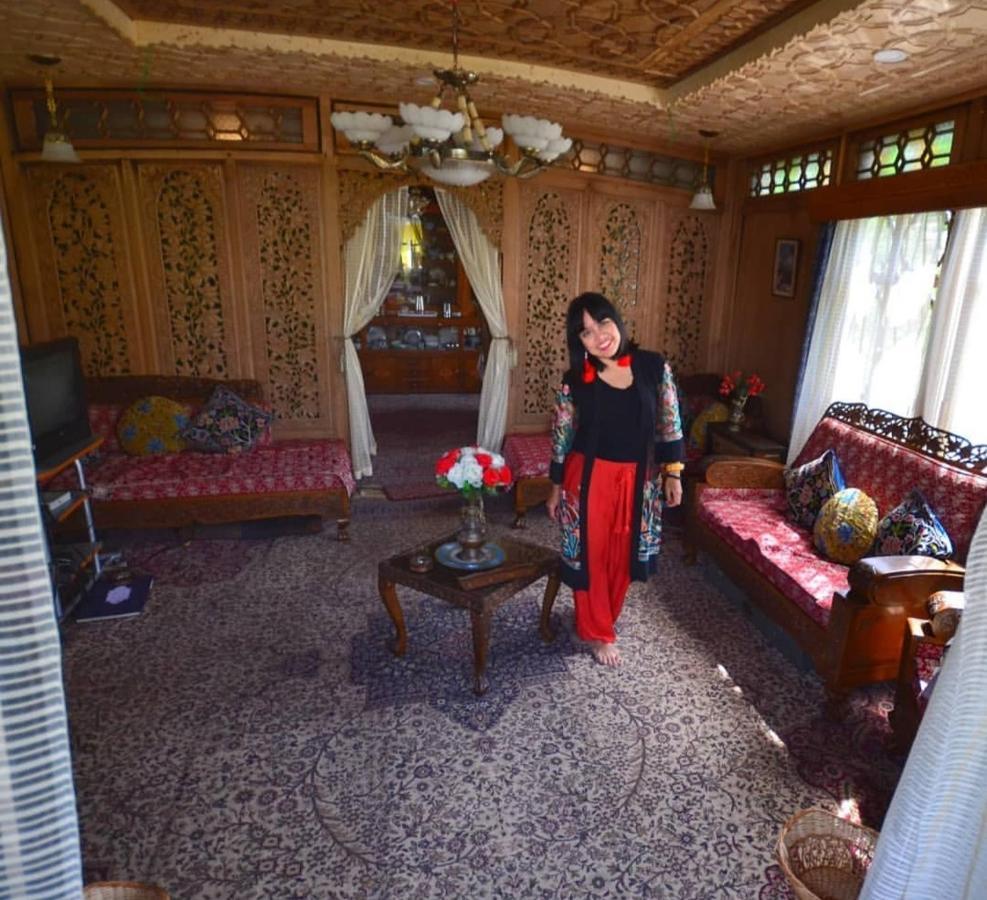 فندق ذا شيلتر جروب أوف هاوس بوتس Srīnagar المظهر الخارجي الصورة